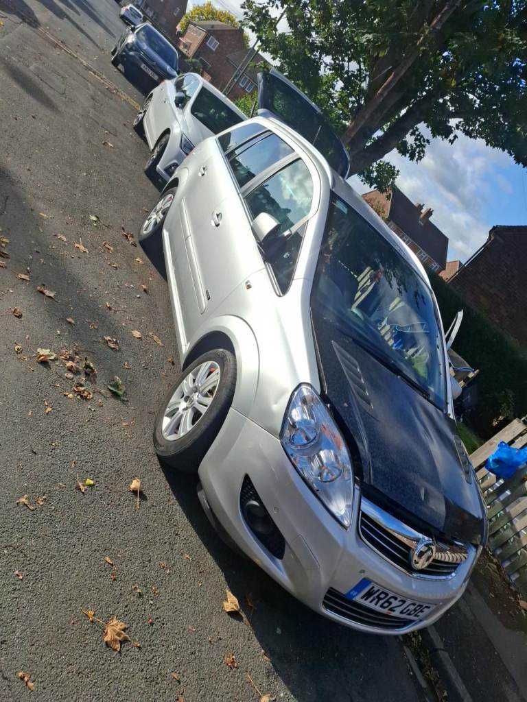 Vauxhall, ZAFIRA, MPV, 2012, Manual, 1686 (cc), 5 doors