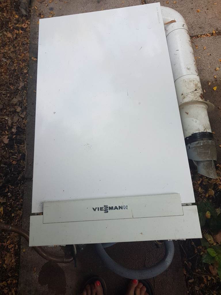 Viessman Vitodens 100-w wall mounted gas condensing boiler 