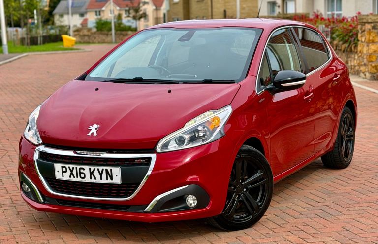 Peugeot, 208, Hatchback, 2016, Manual, 1199 (cc), 5 doors