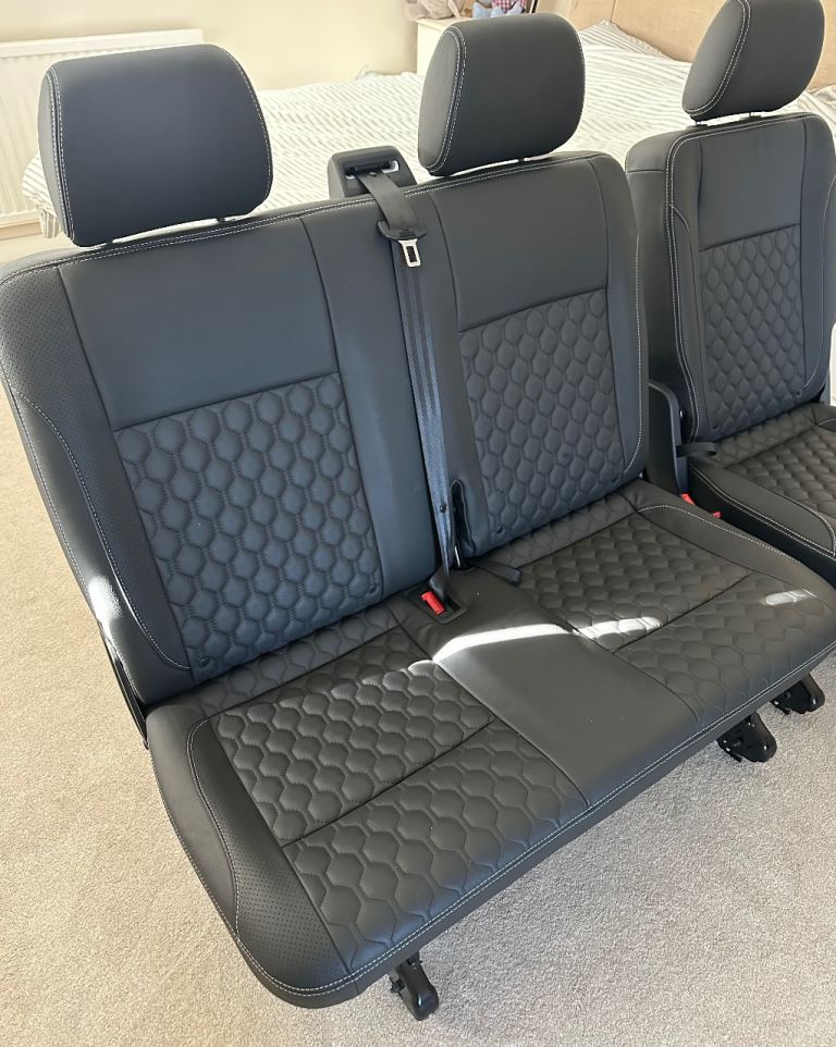 VW TRANSPORTER T5/T6 T6.1 KOMBI SEATS  In leather 2+1 taken from a Leighton Van 