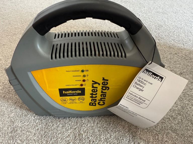 Halfords car battery charger - used in good condition