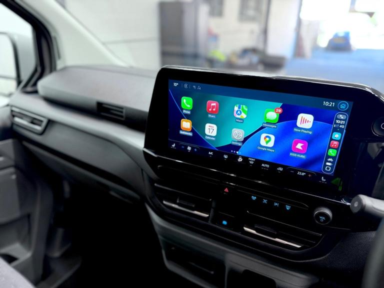 2024 Ford E-Tourneo Custom 340 65kWh Titanium Auto L1 5dr MPV Electric Automatic