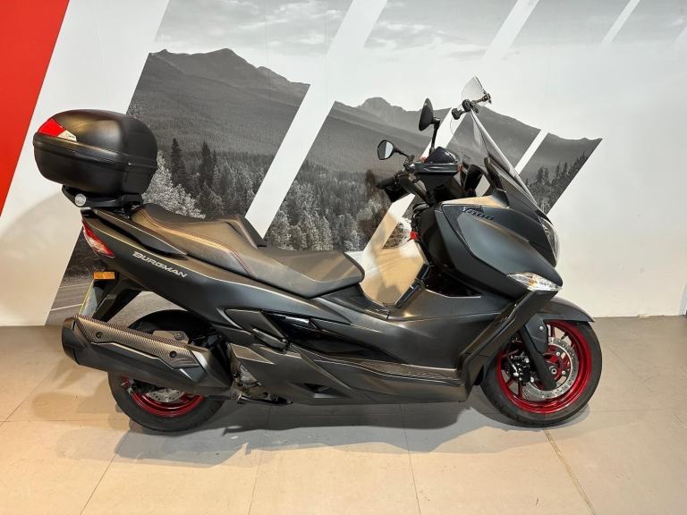 Suzuki AN 400 Burgman AL8 2018 with 9951 miles