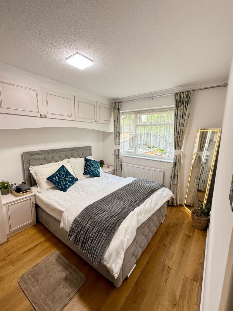 Furnished Double & Single Room for Female