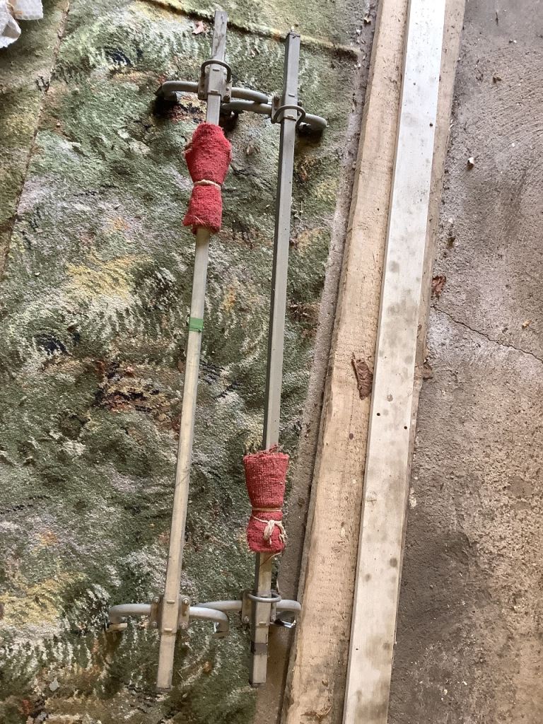 2 pairs very old roof bars - free