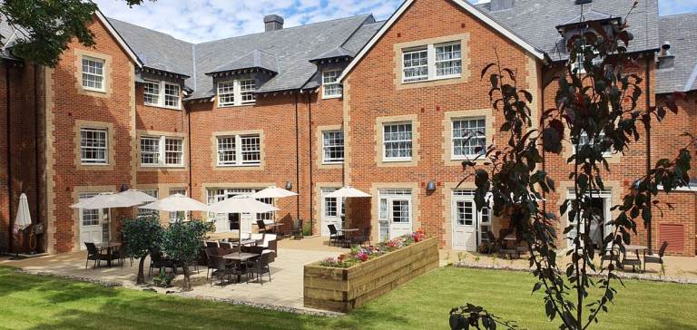 A Very Lucrative R2SA Opportunity For The Professional R2R Operator. First to view will take it.