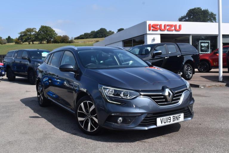 2019 Renault Megane 1.3 TCe Iconic Sport Tourer Euro 6 (s/s) 5dr ESTATE Petrol Manual