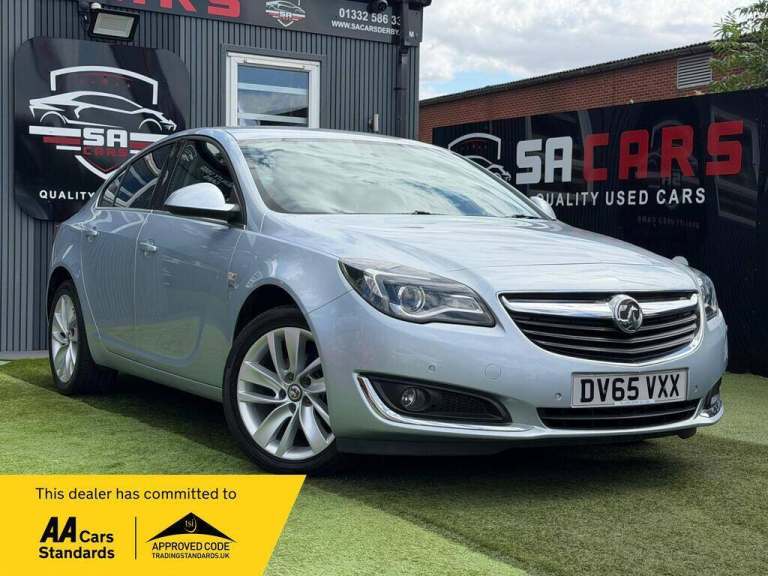 Vauxhall Insignia 1.8i SRi Nav Hatchback 5dr Petrol Manual Euro 6 (140 ps) Petrol Manual