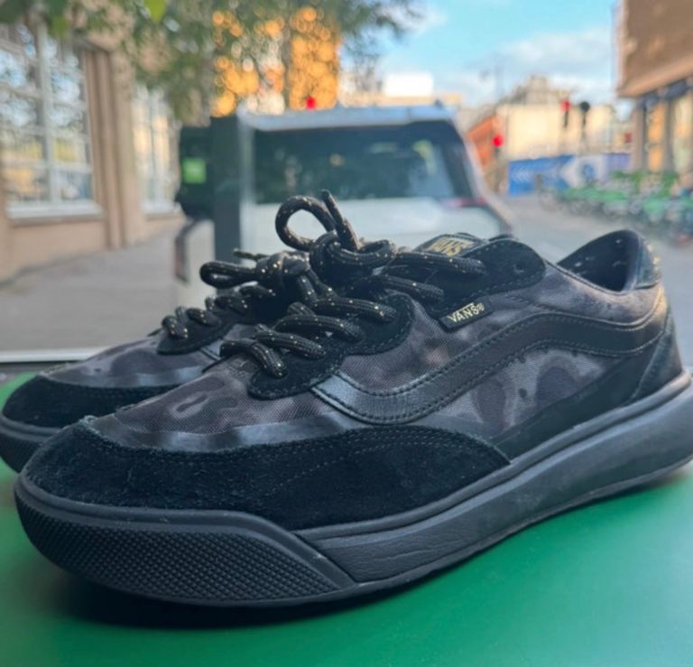 Queer Surf x Vans UltraRange 2.0 'Leopard Sharks' UK 11
