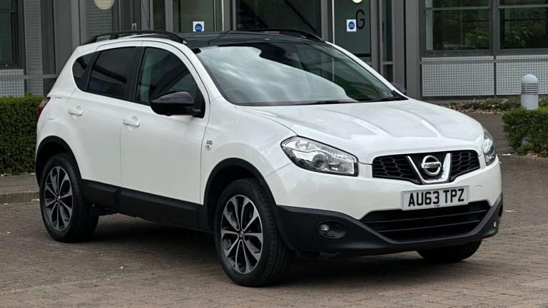 2013 Nissan Qashqai 1.6 Qashqai 360 CVT 5dr SUV Petrol Automatic