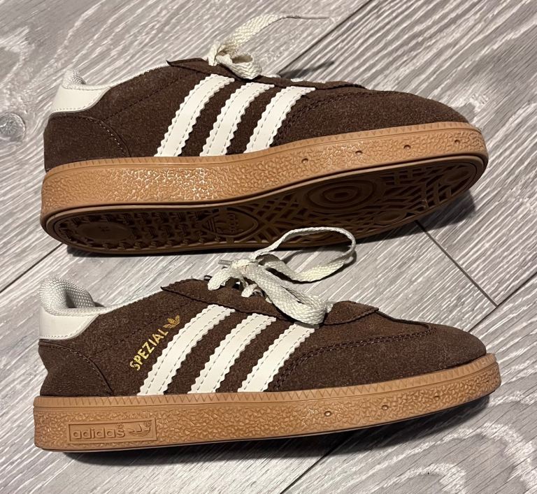 Girls brown trainers