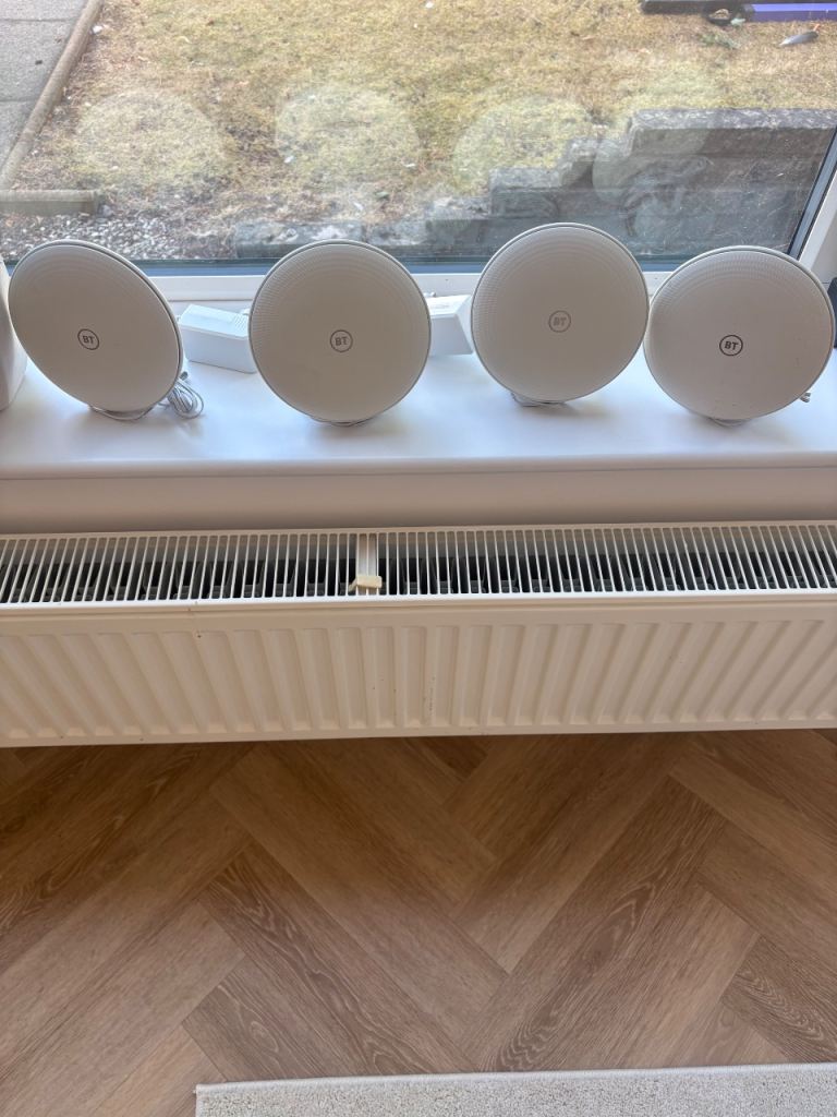 BT Whole Home discs x4 WiFi Extenders / Mesh