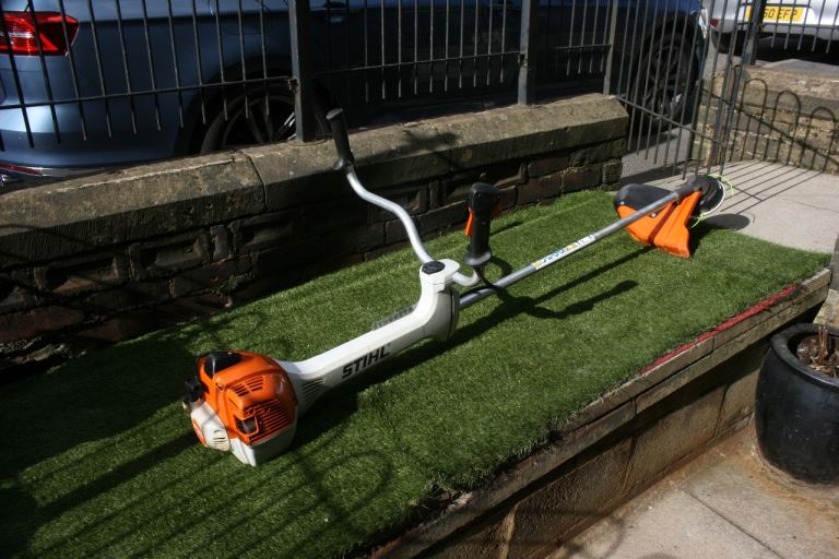 Stihl FS460 Strimmer / Clearing Saw / Brush-cutter in excellent condition perfect working order