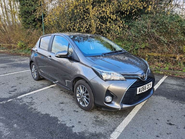 Toyota, YARIS icon tech Hatchback, 2016, Manual, 1329 (cc), 5 doors £35 tax