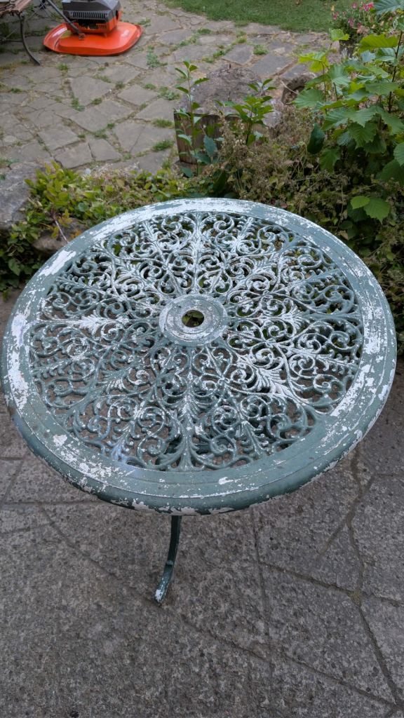 Cast Iron Garden Table – Green, Needs a Bit of TLC