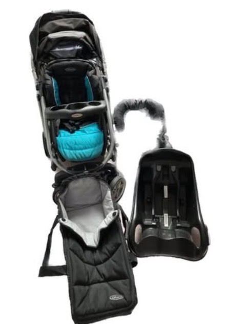 Complete pram set, rain cover, cosy toes and car seat (cash only, will deliver if close by)