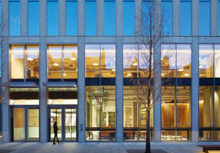 Furnished offices to rent in *Old Street*. Office Spaces for 113 to 534 desks EC1