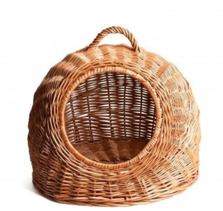 Rattan Cat Bed / Cat Basket – Excellent Condition
