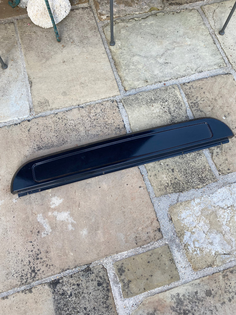 AGA narrow splashback 