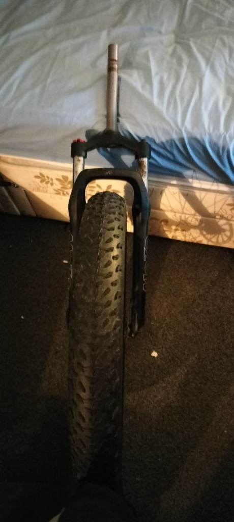 pick up only 26x4 inch fat bike front wheel and mozo suspension forks 
