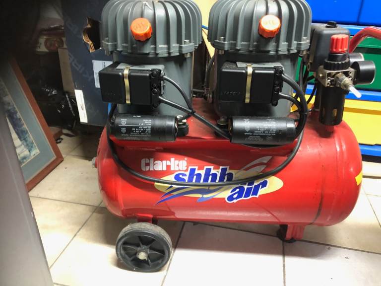 Clarke SHHH6/24 Air Compressor 24 Litre Capacity