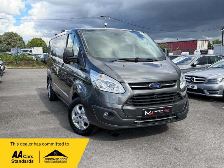 2017 Ford Transit Custom 2.0 TDCi 130ps Low Roof Limited Van PANEL VAN DIESEL Manual