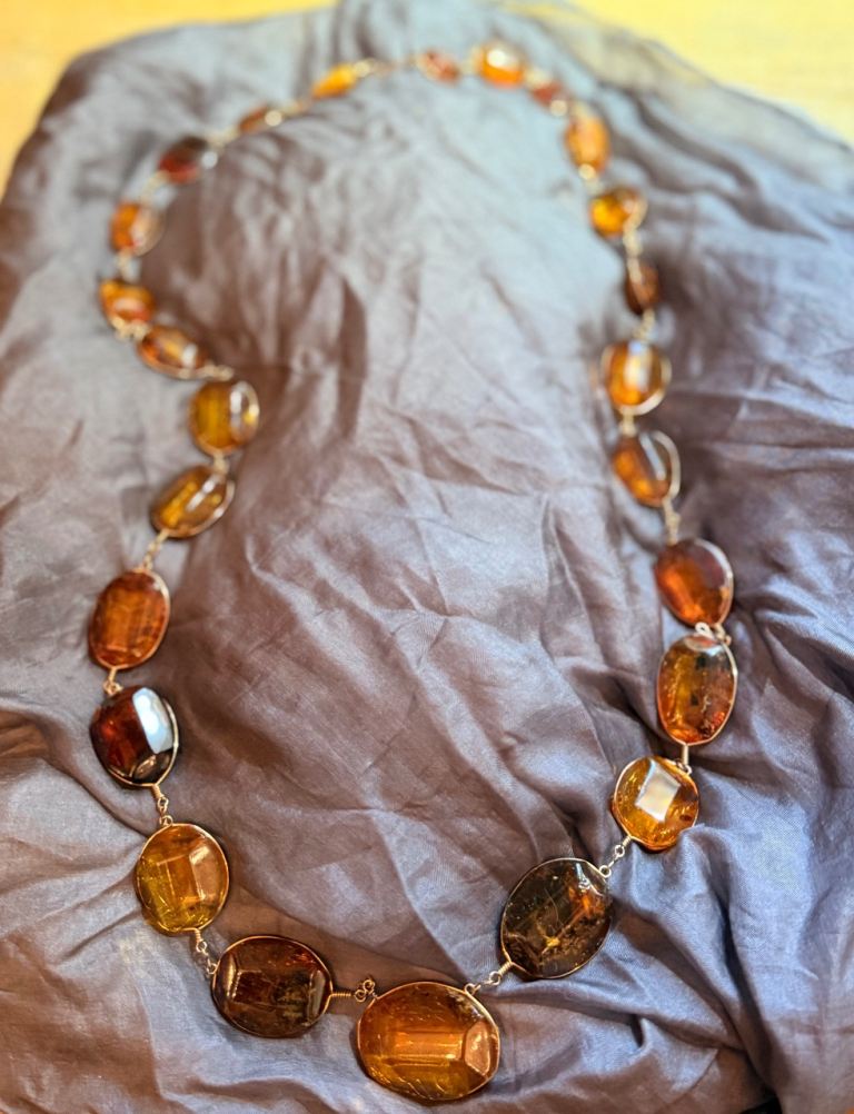 Stunning Vintage Statement Amber Necklace, 25 Graduated Cabochon Beads 56g