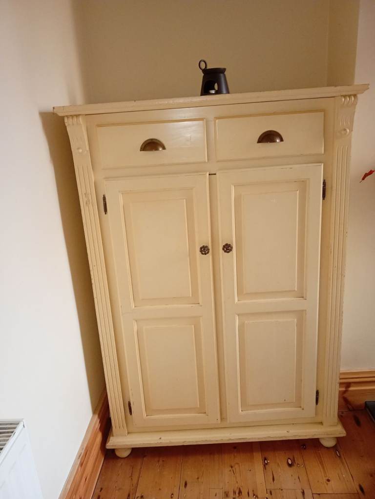Cupboard 
