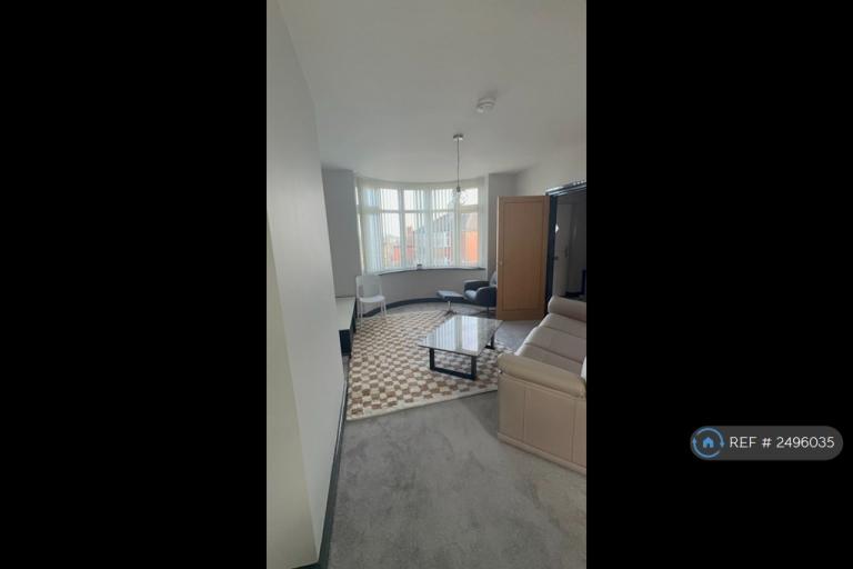 3 bedroom house in Richard Road, Rotherham, S60 (3 bed) (#2496035)