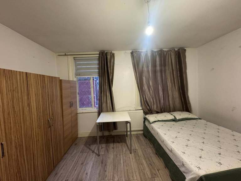 IMMACULATE DOUBLE ROOM IN EAST HAM - NO HIDDEN FEES ⭐