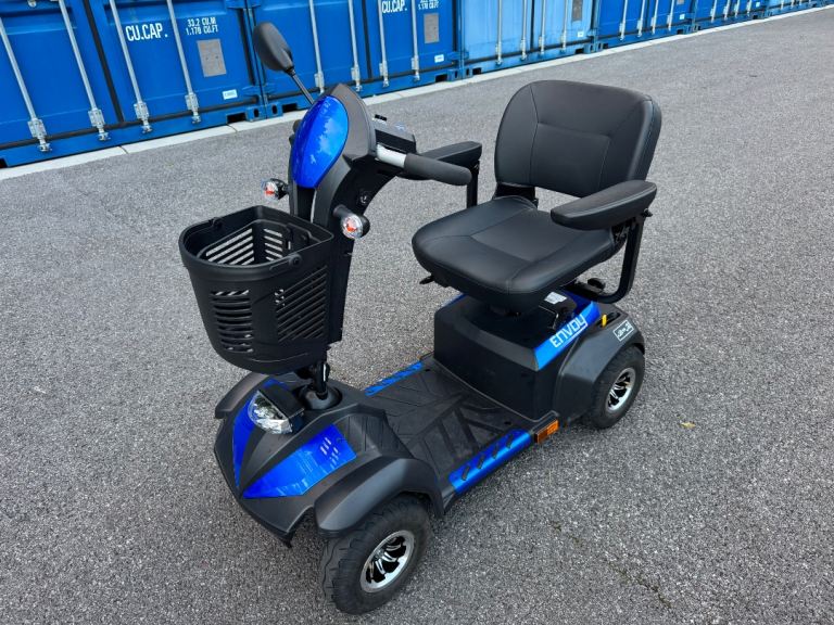 Envoy sport mobility scooter 6 mph in excellent condition possible Delivery 
