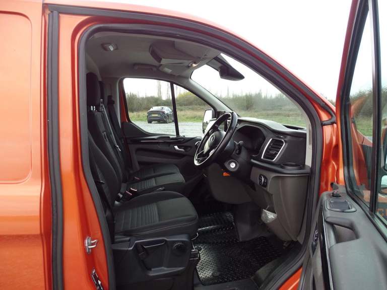 2018 Ford Transit Custom 2.0 280 EcoBlue Limited L1 H1 Euro 6 5dr PANEL VAN Diesel Manual