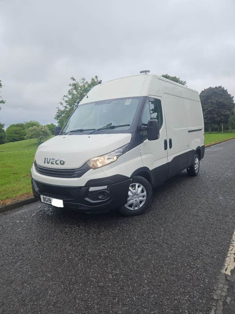 2019 iveco daily 35-120 rwd mwb euro 6 ulez comp sim transit master crafter movano