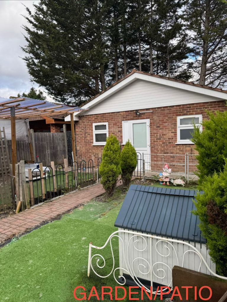 Private Garden Annex - Steps away from Southgate