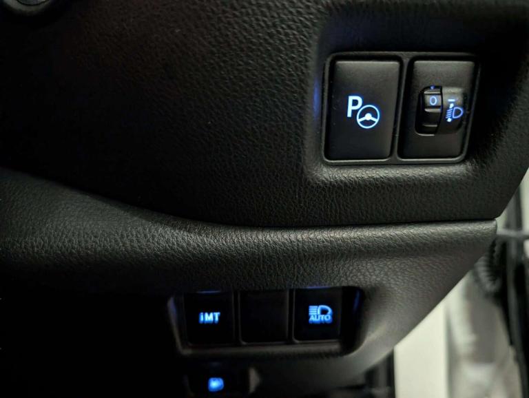 2018 Toyota C-HR 1.2T Design 5dr HATCHBACK PETROL Manual