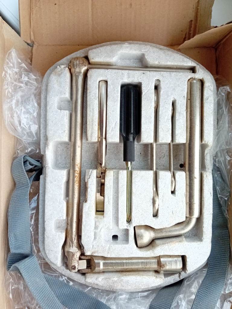 Genuine Alfa Romeo Tool Kit