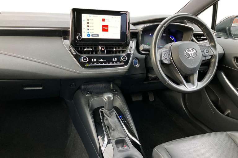 2022 Toyota Corolla 2.0 VVT-i Hybrid Trek 5dr CVT Estate Automatic