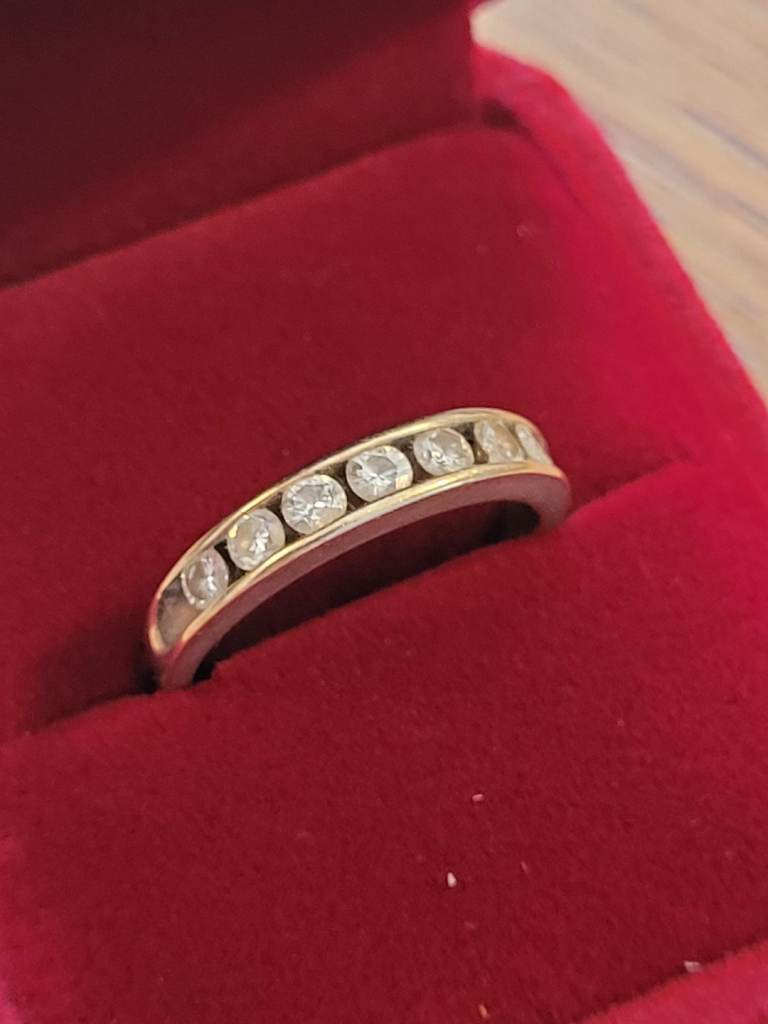 9ct Gold 7 Diamond Channel Set Ring | Size Q½ | 4.0g | Genuine Natural Diamonds | Hallmarked 375
