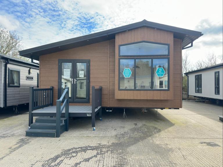 2 Bed Resi Spec Twin Lodge - Bath, Ensuite Shower - Offsite for Private Land