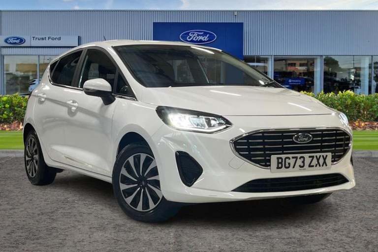 2023 Ford Fiesta TITANIUM | LED Headlights | Rear Parking Sensors | Sync 3 Touchscreen Navig Hatc...