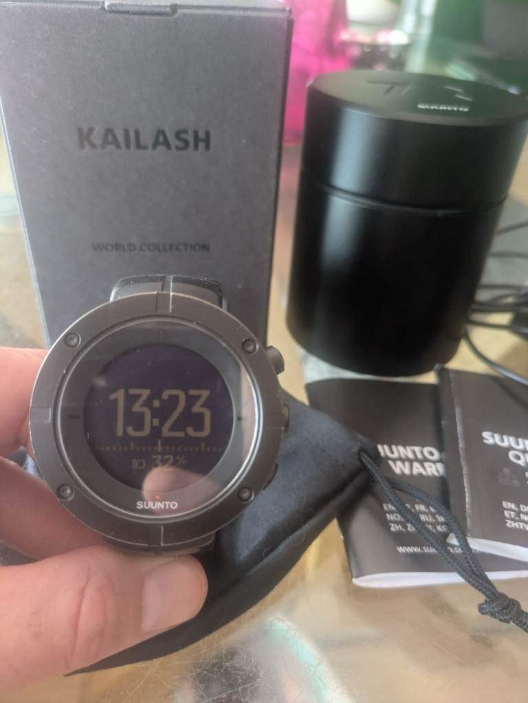 Suunto kailash gps traveler's watch - original packaging and paperwork