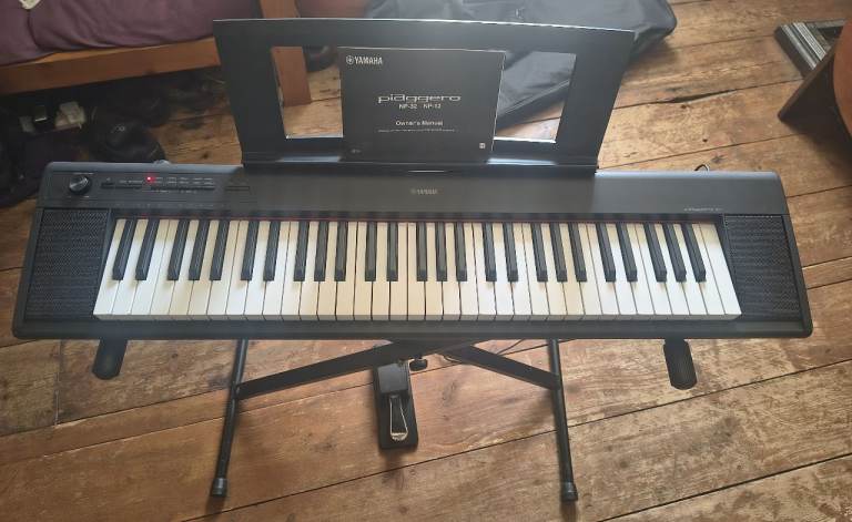 Yamaha NP-12 Piaggero Keyboard