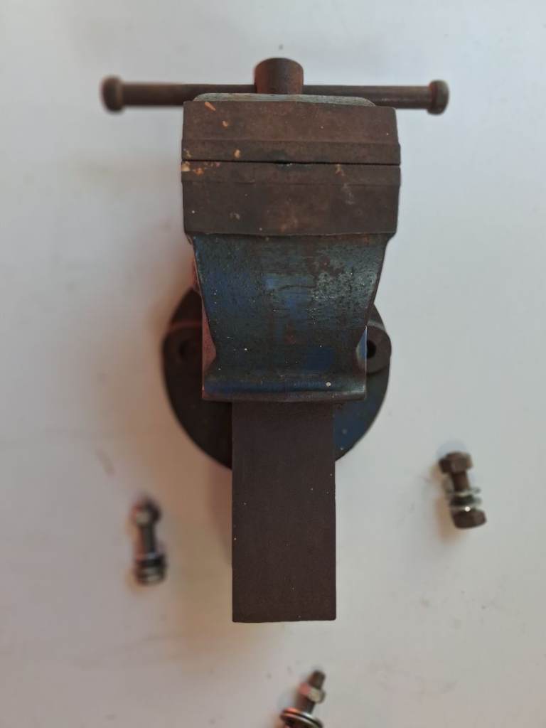 Old Metal Bench Vice - Fully Functional