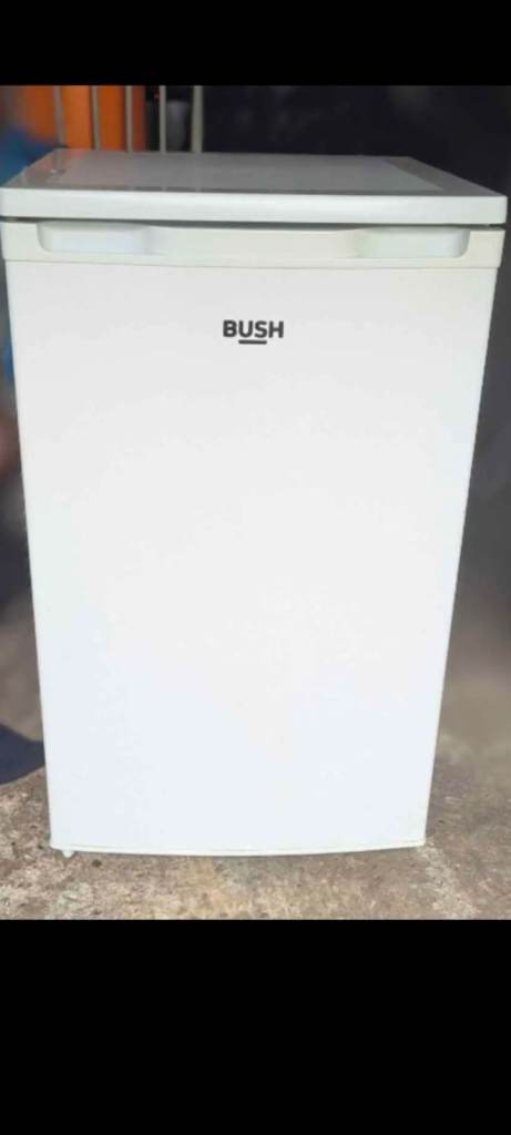 Bush White Undercounter Freezer – Good Condition