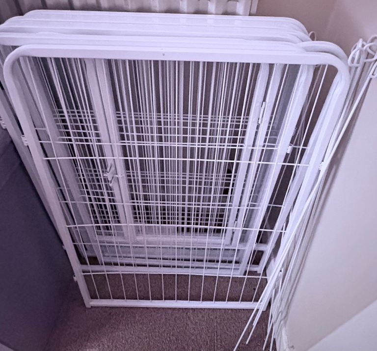 Brand new dog pen 