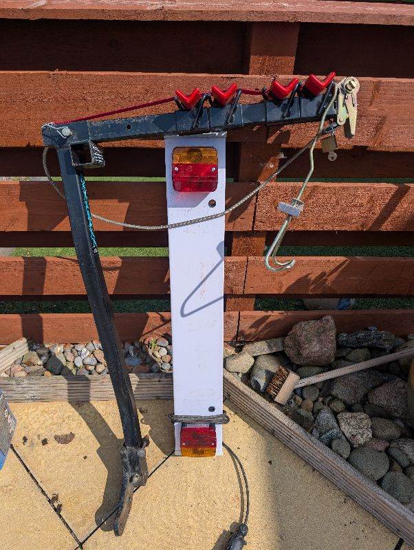 Maxxrax Tow Bar 4 Bike Carrier with Light Board