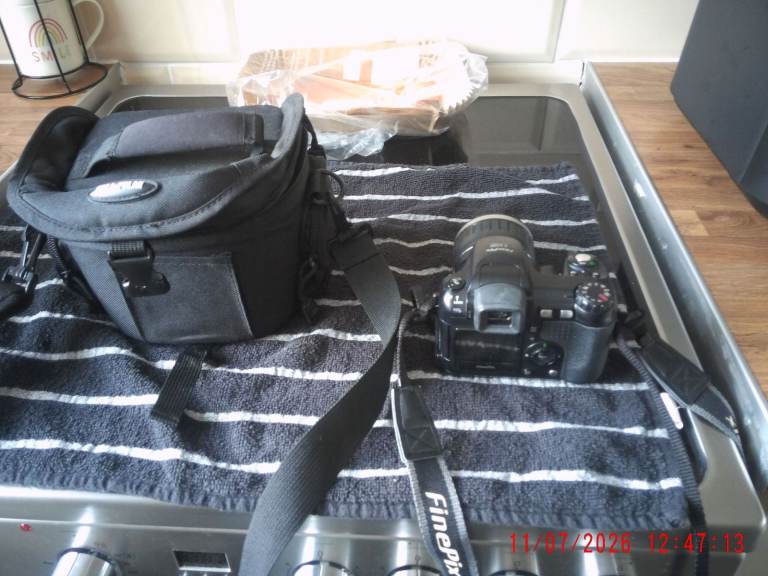 FinePix Digital Camera with Bag – Good Condition