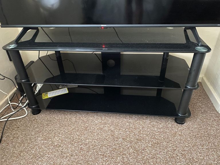 TV Stand (Can hold up to 55”)