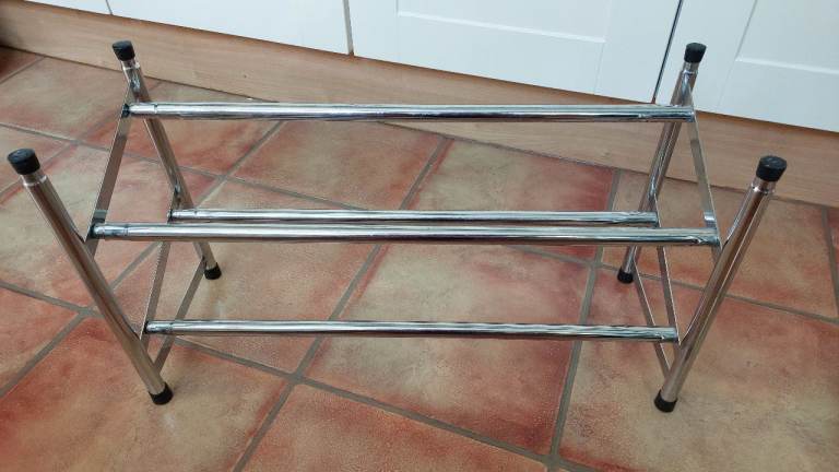 Extendable Chrome Metal Shoe Rack - Good Condition