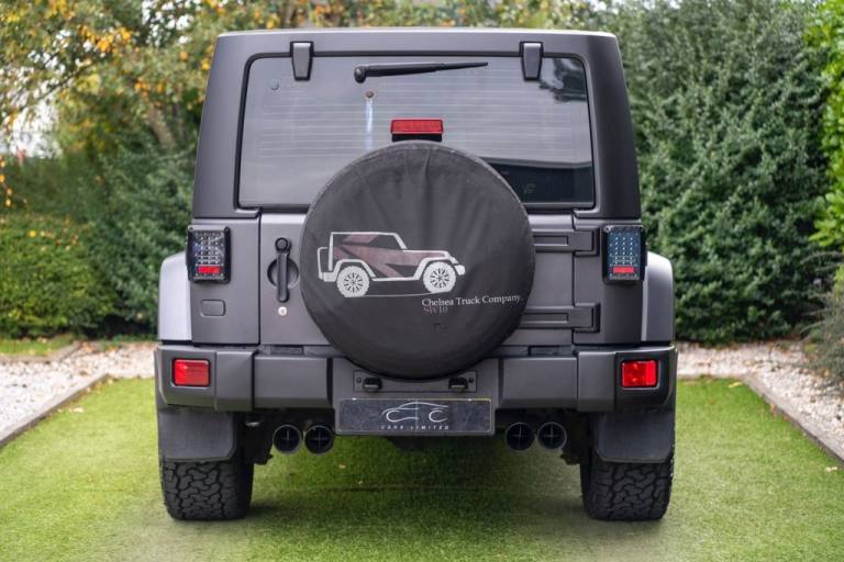 2013 Jeep Wrangler 2.8 CRD Sahara SUV 4dr Diesel Auto 4WD Euro 5 (197 bhp) CONVERTIBLE Diesel Aut...